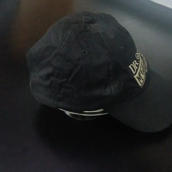 Dr. McGillicuddy's hat - Picture 3 of 7